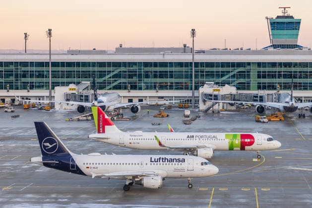 Lufthansa has made an offer for TAP Air Portugal, archive and symbol images