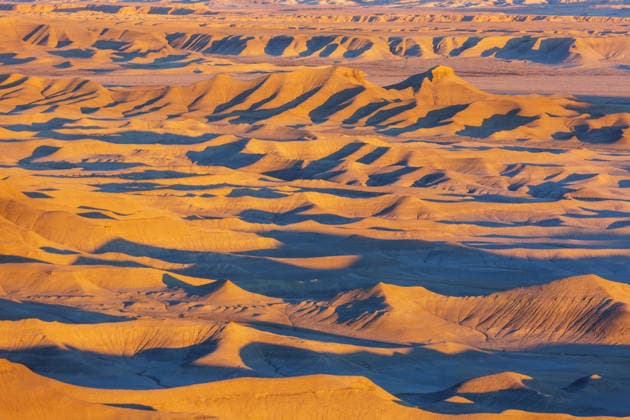 Calendar motifs: Badlands