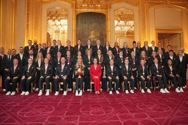 Princess Kate welcomes the England womens rugby team to Windsor Castle