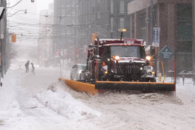 Canada, onset of winter in Toronto