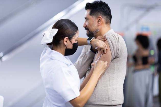 Mexico, vaccination campaign against measles outbreak in Mexico City