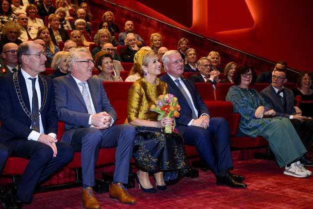 Queen Maxima opens theatre in Hengelo