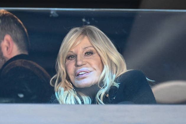Milano Cortina 2026, Donatella Versace in the stands at the womens ice hockey final