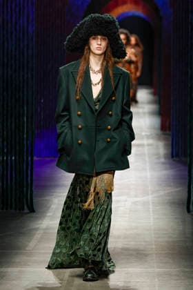 Milan Fashion Week, Etro fashion show