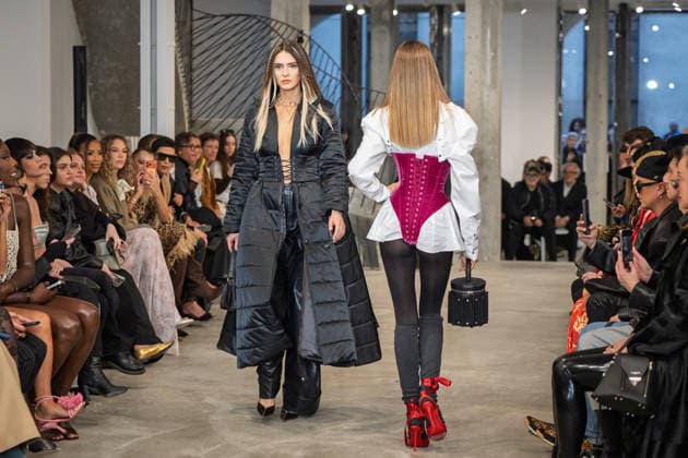 Paris Fashion Week, Weinsanto fashion show