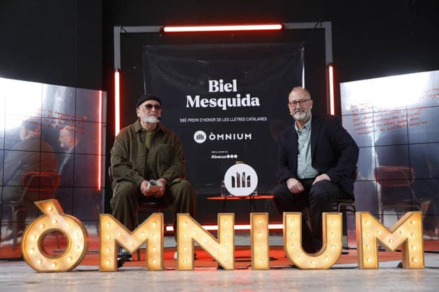 Spain, Biel Mesquida receives Premi d Honor de les Lletres Catalanes in Barcelona