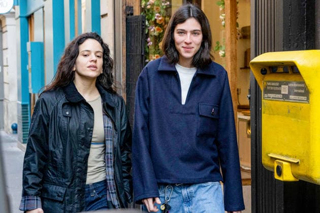 Celebrity, Rosalia and Loli Bahia on the road in Paris