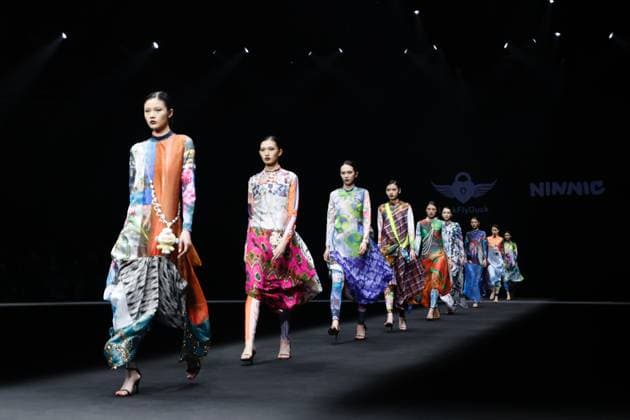 China Fashion Week in Beijing, Lock Fly Duck fashion show