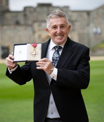 Celebrity, Investiture at Windsor Castle