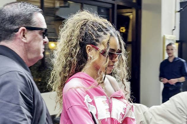 Celebrity, Blue Ivy Carter and Rumi Carter in Paris