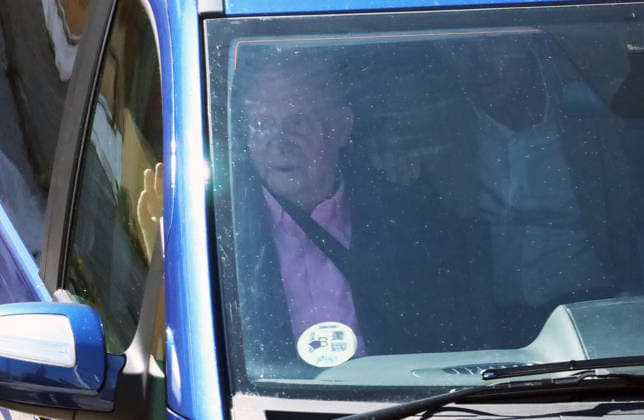 Royals, Juan Carlos of Spain lands in Seville