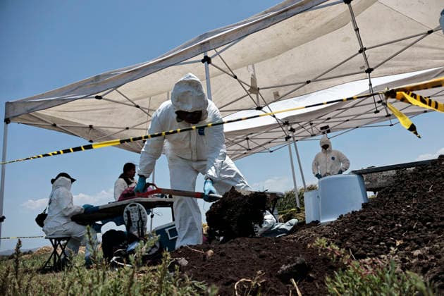Mexico, Mexico City, search for over 500 skeletal remains in Lagunas de La Habana