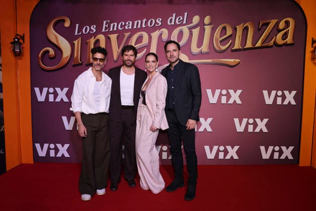 TV, Los Encantos del Sinverguenza premiere in Mexico City