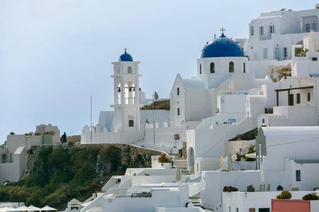Greece, New rules for Santorini after series of earthquakes - Stock photos