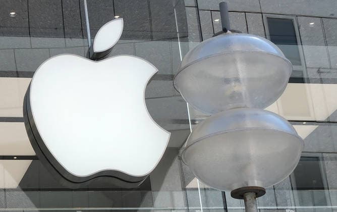 Apple posts record profit in Q1 2026, archive