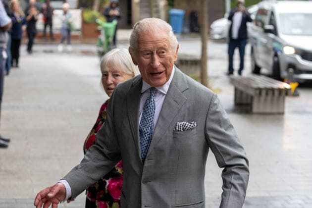 Royals, Great Britain, King Charles III visits NHS Cancer Centre in London