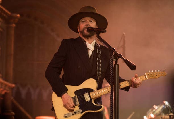 Music, Kiefer Sutherland concert in London