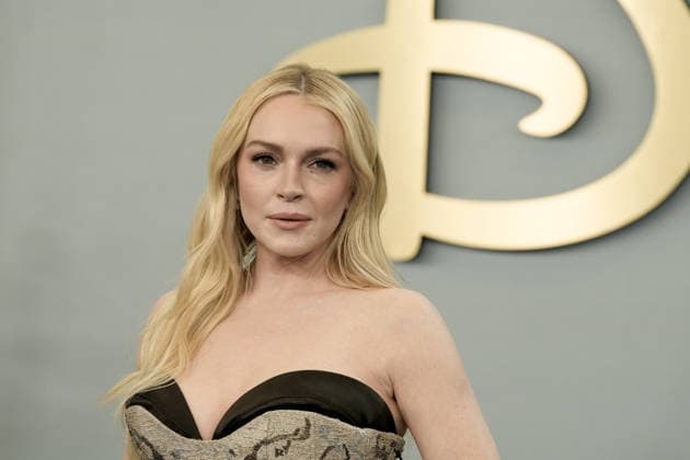 Disney confirms a sequel to *Twin Sisters* starring Lindsay Lohan, archive footage
