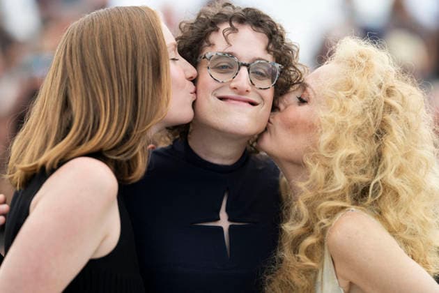 Entertainment pictures of the day
