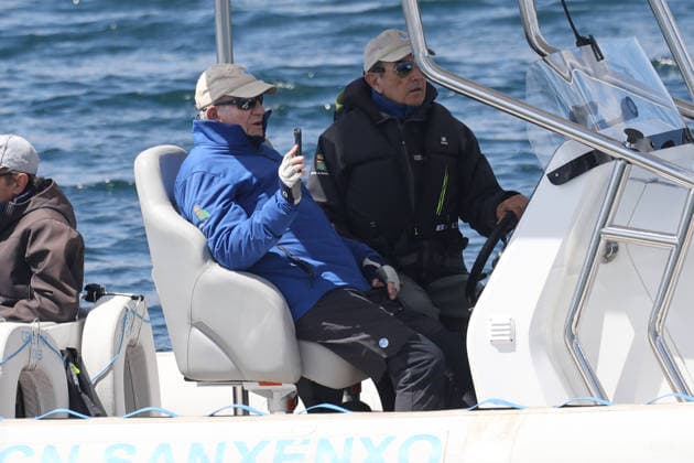 Royals, Juan Carlos of Spain in the harbour of Sanxenxo