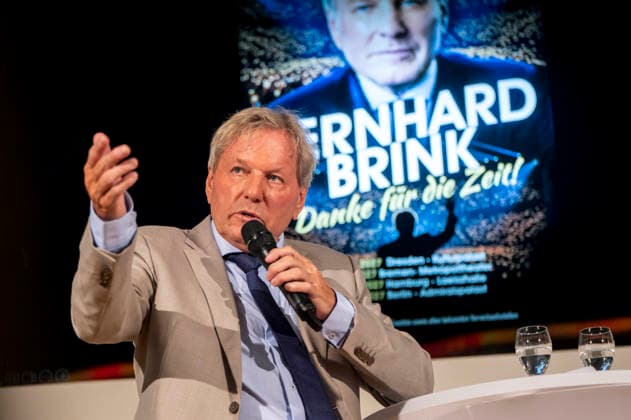 Bernhard Brink announces farewell tour, archive pictures