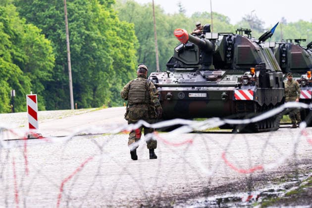 Lower Saxony, major exercise of the home defence division in Bergen