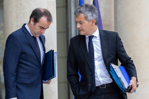 France, Cabinet meeting in Paris