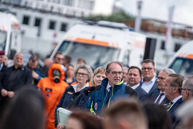 Berlin, presentation of the Civil Protection Pact by Boris Pistorius and Alexander Dobrindt