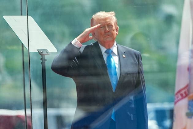 USA, Donald Trump at the graduation ceremony of the United States Coast Guard Academy in New London, Connecticut