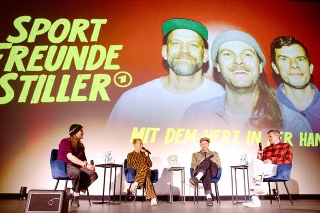 Music, Sportfreunde Stiller - With their hearts in their hands in Berlin