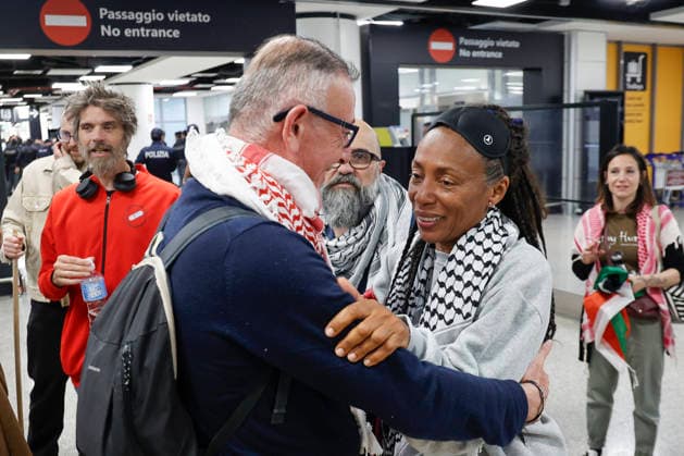 Italy, Global Sumud Flotilla activists arrested by Israeli forces arrive in Rome