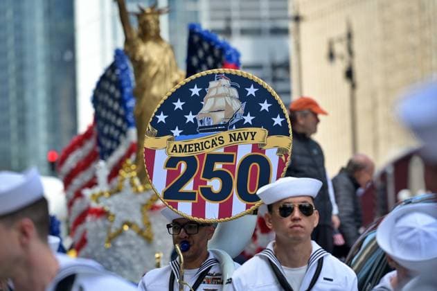 USA, Memorial Day Parade in Chicago