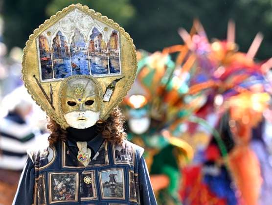 Belgium, Venetian carnival in Annevoie