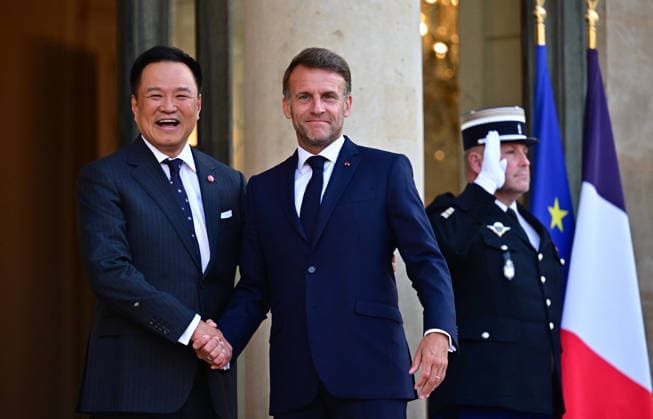 France, Emmanuel Macron receives Anutin Charnvirakul in Paris