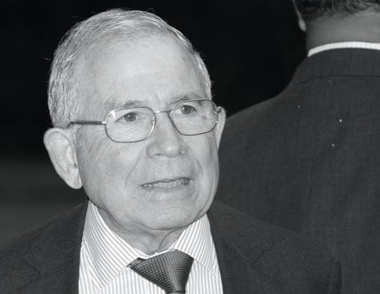 Donald Newhouse died
