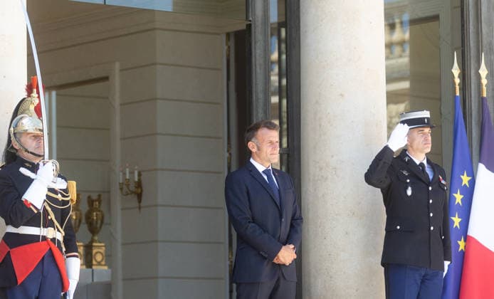 Paris, Emmanuel Macron meets Milojko Spajic