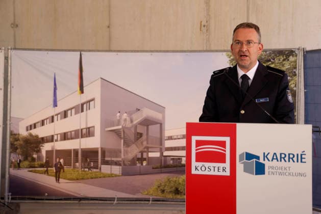 Rhineland-Palatinate, topping-out ceremony for the new Mainz customs office and Financial Control of Clandestine Employment (FKS)