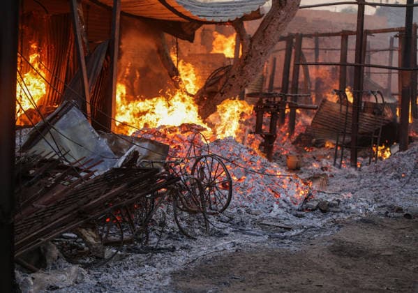 India, major fire in Rambagh market