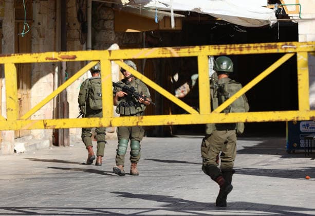 Middle East conflict, West Bank, Israeli army blocks access to the old city of Hebron