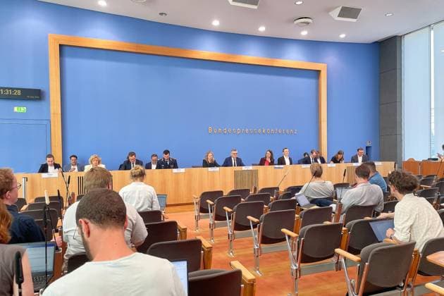 Berlin, Government Press Conference