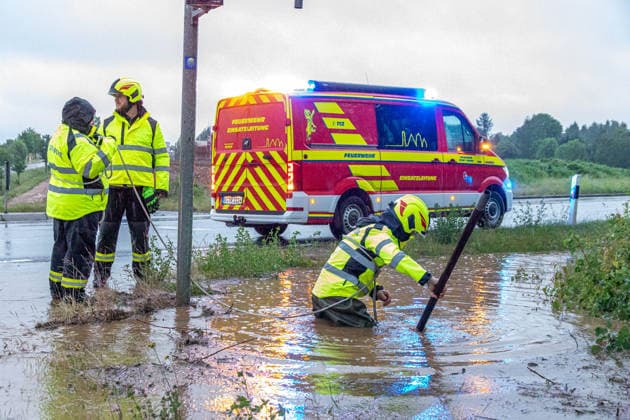 Saxony, severe weather with many fire brigade operations in the Vogtland district in Treuen