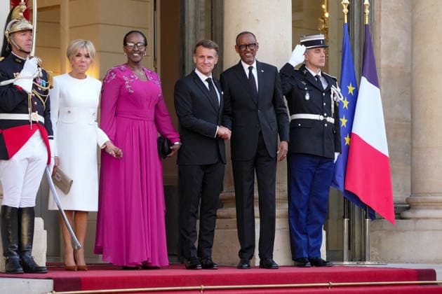 Paris, Emmanuel Macron meets Paul Kagame