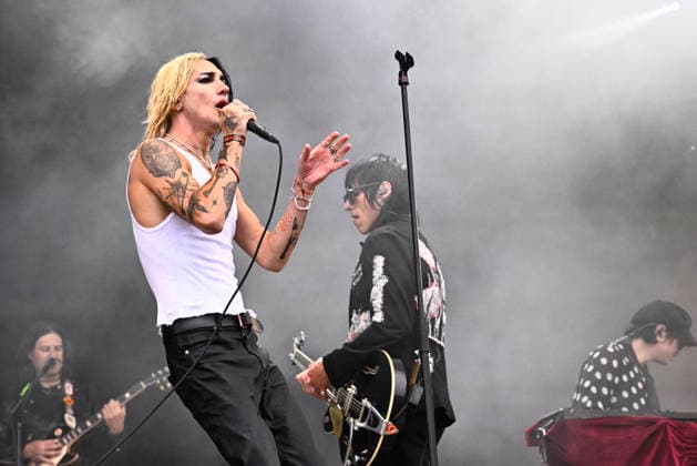 Music, Sweden Rock Festival in Sölvesborg, Palaye Royale