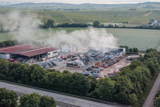Rhineland-Palatinate, fire at waste disposal company in Welgesheim