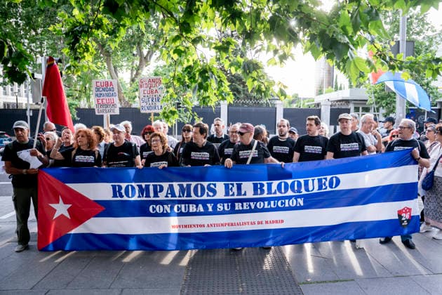 Spain, rally in solidarity with Cuba in front of the US embassy in Madrid