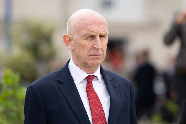 Great Britain, Defence Minister John Healey resigns, archive pictures