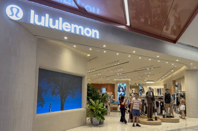 Lifestyle brand Lululemon in crisis, archive images