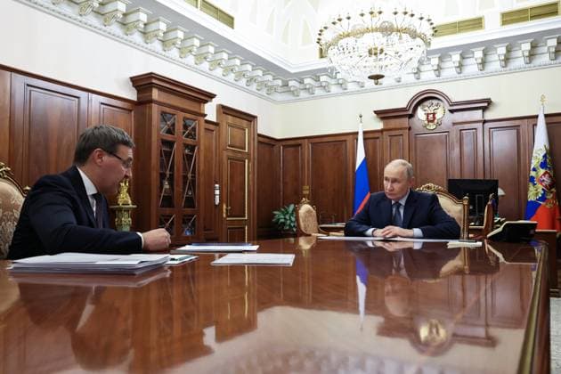 Russia, Vladimir Putin meets Valery Falkov in Moscow