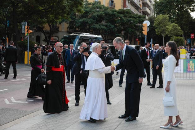 Royals, King Felipe and Queen Letizia meet Pope Leo XIV before Holy Mass in the Sagrada Familia