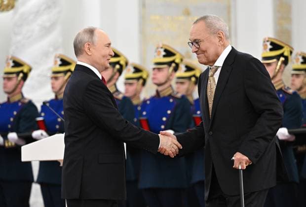 Russia, Vladimir Putin awards honours and medals in Moscow